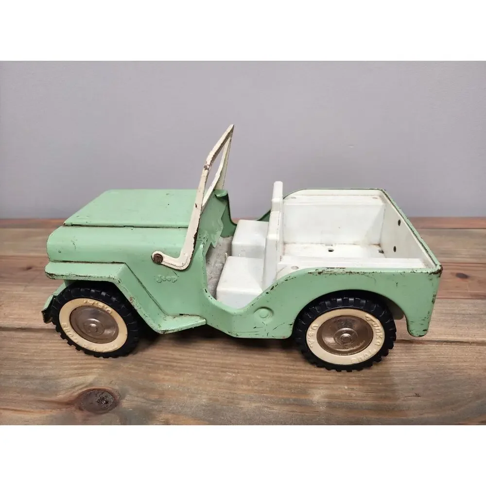 Vintage 1965 Tonka Toys Outdoor Living Light Green Jeep Runabout #2140